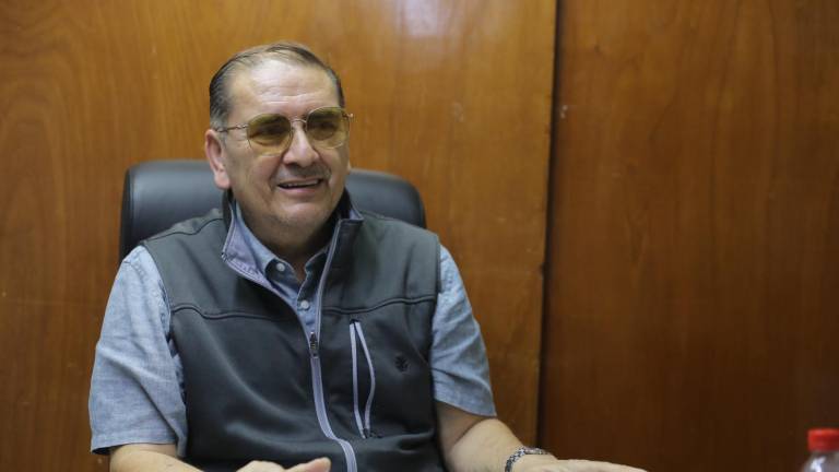 Óscar García anunció que el Combate Naval del Carnaval de Mazatlán 2026 tendrá como eje musical la tambora.