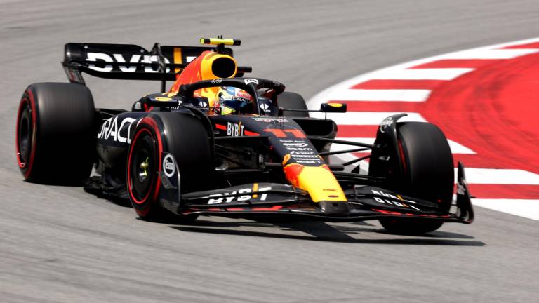 Checo, por detrás de Verstappen en los libres de GP de España