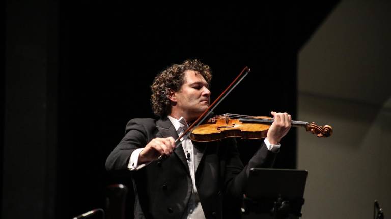 El maestro Alexandre Da Costa, director titular de la OSSLA, participará además como solista en el ‘Concierto No. 1 para violín’, de Bruch y la ‘Sinfonía No. 6’, de Tchaikovsky.