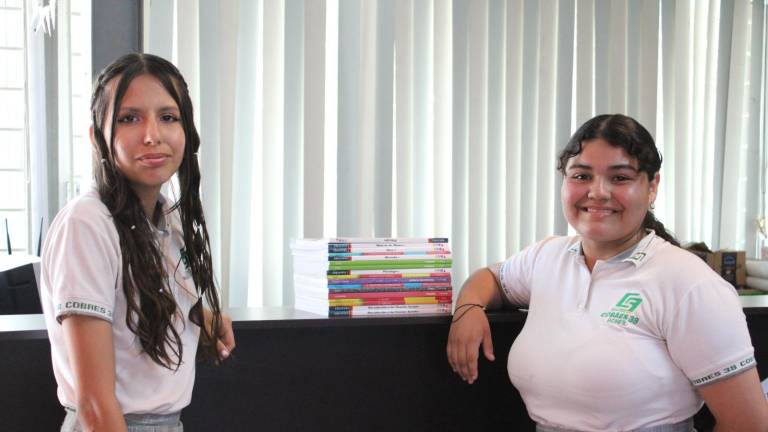 Zyanya Herrera Rodríguez y Mabely López López representaron a Sinaloa en la Feria Mexicana de Ciencias e Ingenierías 2023.