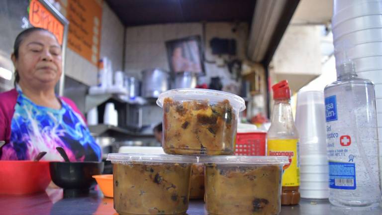 La capirotada regresa con la Cuaresma en negocio tradicional.