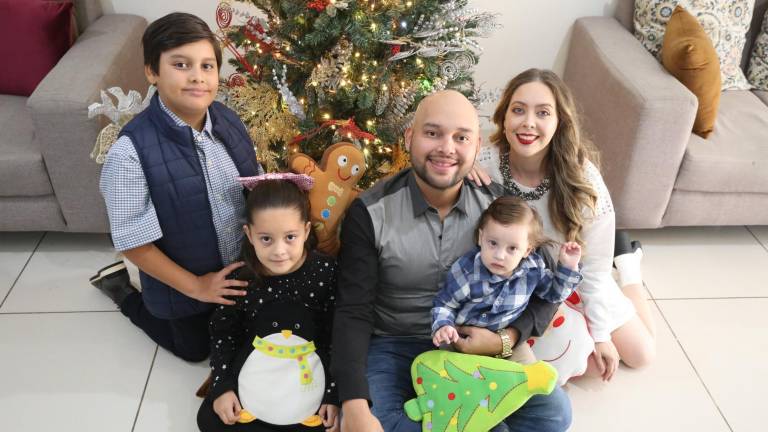 La familia Leos Holcombe. La familia Leos Holcombe.