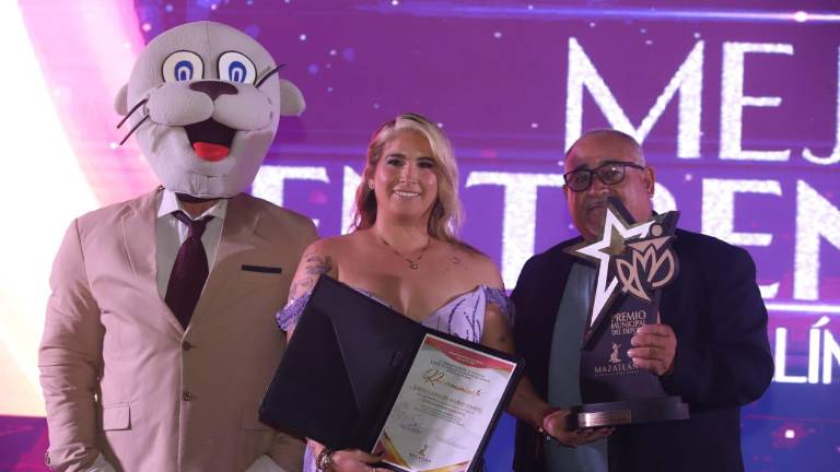 Karen Guadalupe Aguirre Romero se llevó el primer lugar en la categoría Entrenador Paralímpico.