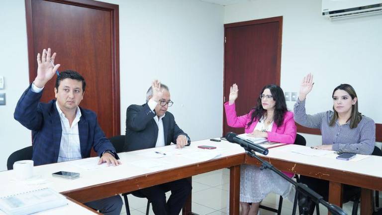 Comisiones aprueban reformas sobre deudores alimenticios morosos y contra violencia política de género.