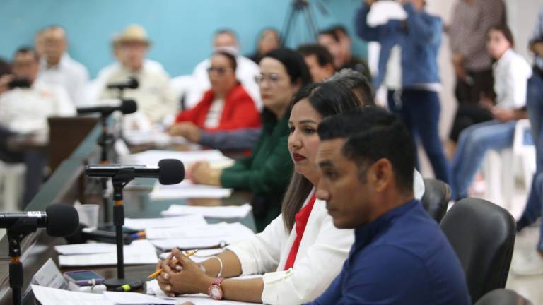 El Cabildo de Mazatlán aprobar dar facultar a directores de dependencias podrá hacer certificaciones.