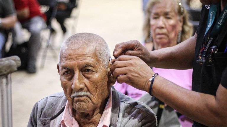 El DIF Municipal de Culiacán anunció la campaña de registro para acceder a lentes y aparatos auditivos.
