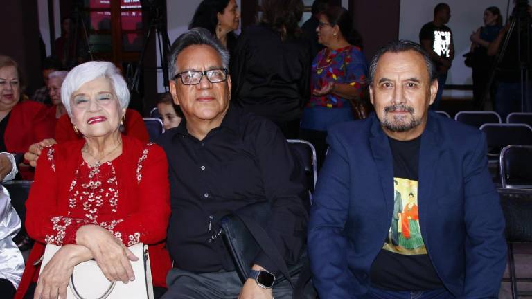 Entregan a Ito Contreras el Premio Sinaloa de Artes