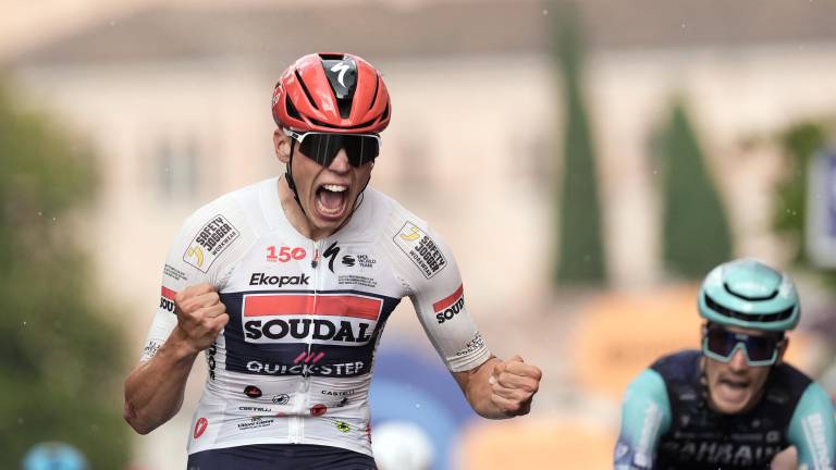Paul Magnier impone su sprint.