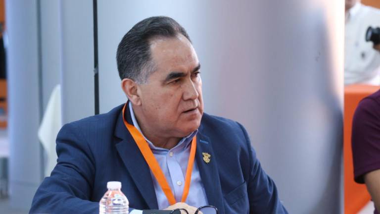 El Rector de la UAS Jesús Madueña Molina acusa que opositores a la reingeniería financiera buscan guerra mediática.