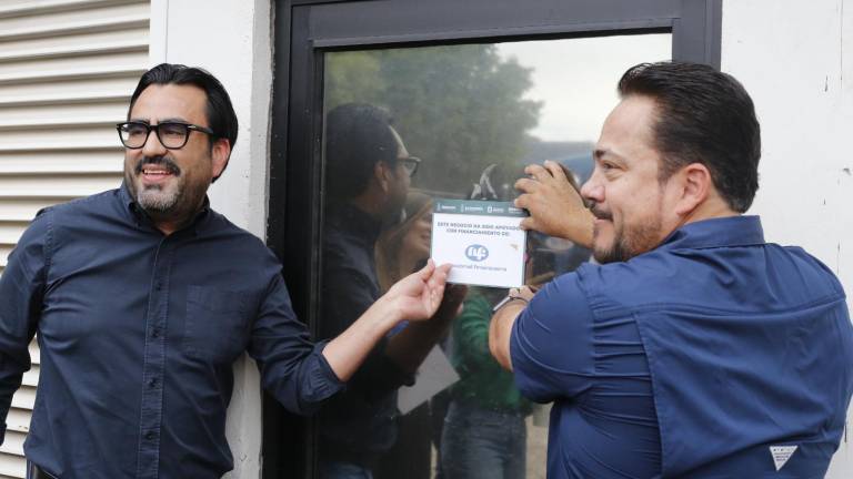 Durante una visita realizada a la empresa Karnes A y L, el Alcalde Juan de Dios Gámez Mendívil informó sobre el alcance del programa y la derrama generada en 2025.