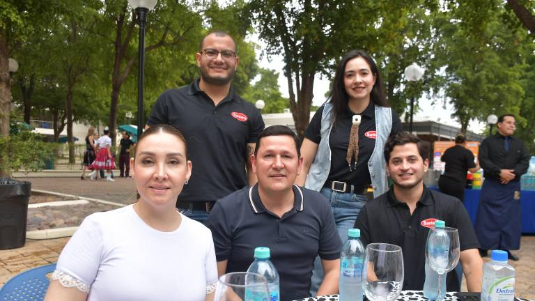 Disfrutan de la segunda Gran Parrillada organizada por los Exatec