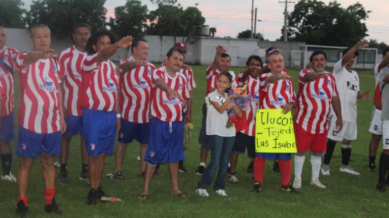 Ponen en marcha Liga de Futbol Oro de Escuinapa