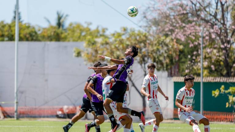 Los Cañoneros Sub 18 igualan 1-1 ante Necaxa.