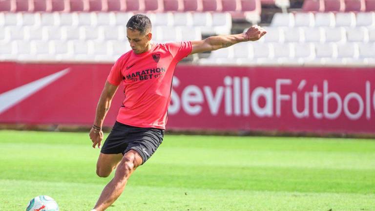 Chicharito dice que no se va a retirar.