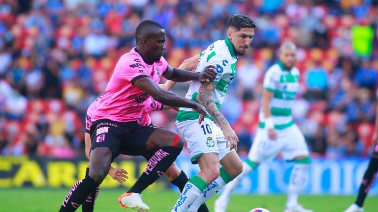 Santos Laguna vence 3-2 al Querétaro y mantiene vivas sus posibilidades de repechaje
