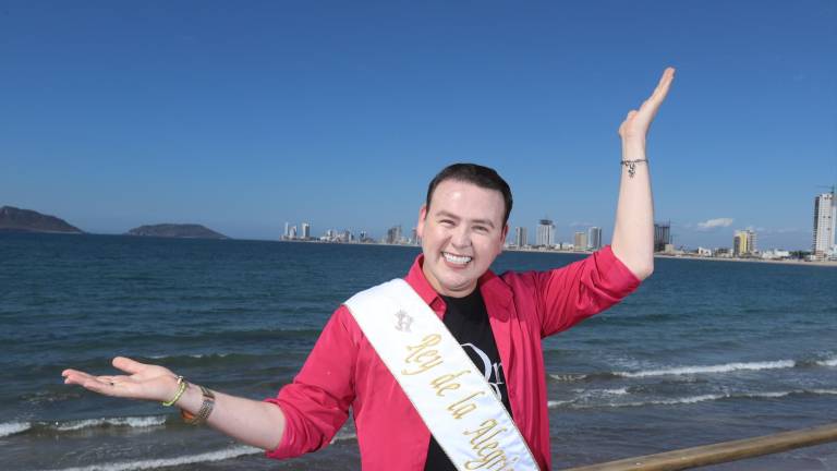 Héctor Limón es el Rey de la Alegría del Carnaval de Mazatlán 2024.