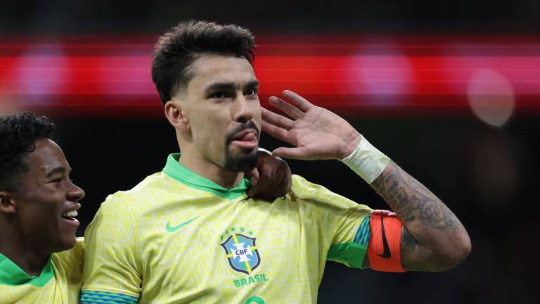 Lucas Paquetá destacó que terminar en la cima representa ventajas logísticas y deportivas rumbo a la eliminación directa.