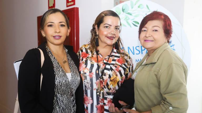 Integrantes de Anspac Mazatlán escuchan mensaje de unión familiar