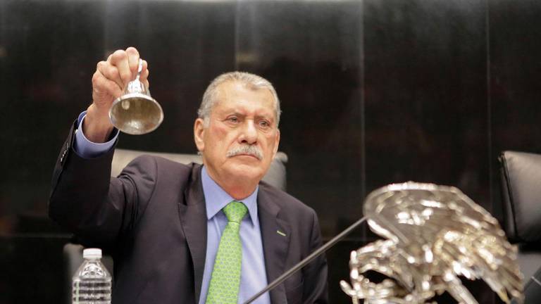 Enrique Jackson fue Senador en tres ocasiones.