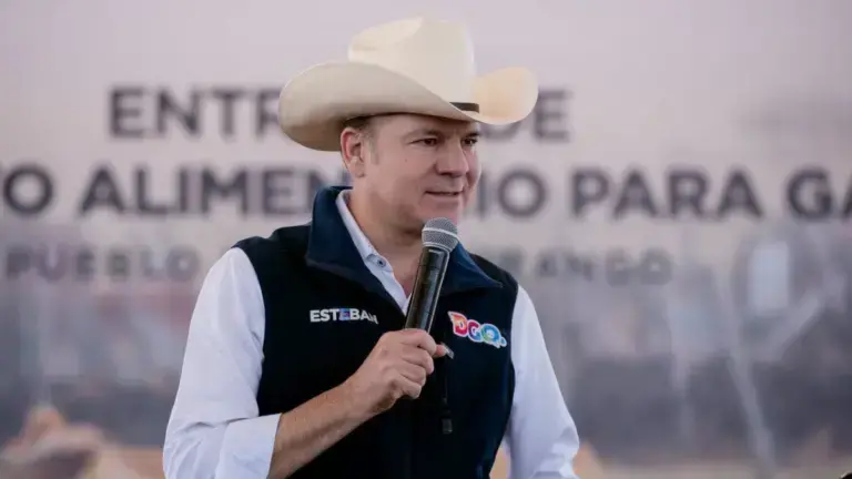 Esteban Villegas Villarreal informó que autoridades consulares de Estados Unidos mantienen bajo revisión un asunto administrativo relacionado con su visa.