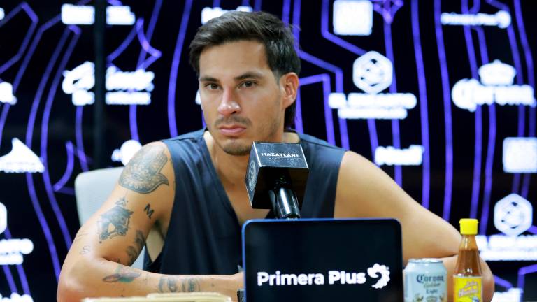 Mauro Lainez se queda en Mazatlán FC por gratitud, pese a ofertas externas.