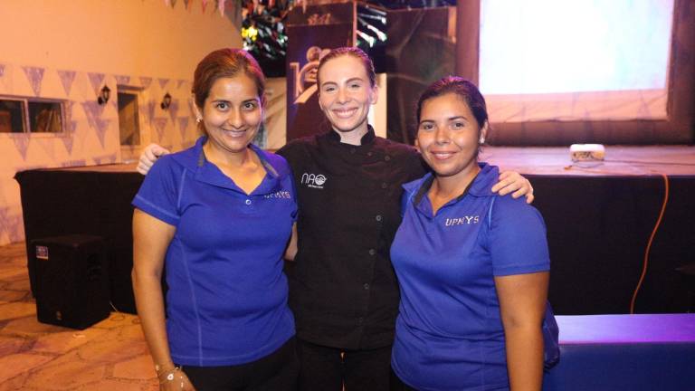 Luz María Félix, chef Andrea Lizárraga y América Verónica Hernández.