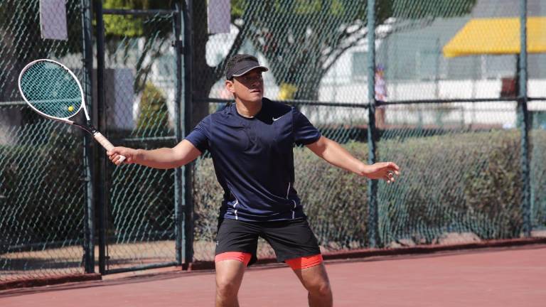 Enrique Hernández, campeón de la Singles ‘C’ Varonil.