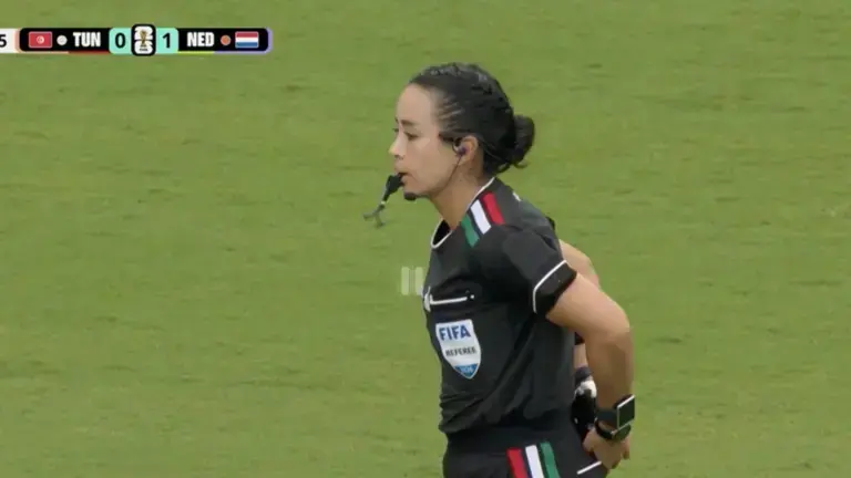 Katia Itzel García continúa consolidándose como una de las árbitras de mayor confianza para la FIFA durante el torneo.