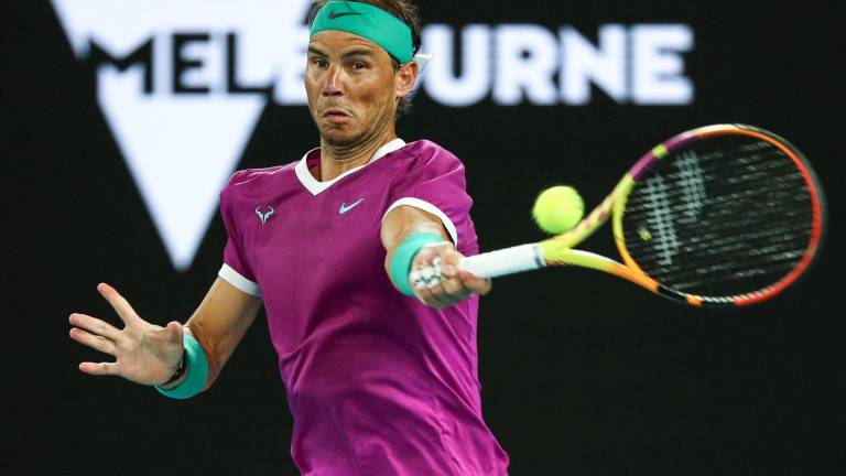 Rafael Nadal sigue a paso firme en Australia.
