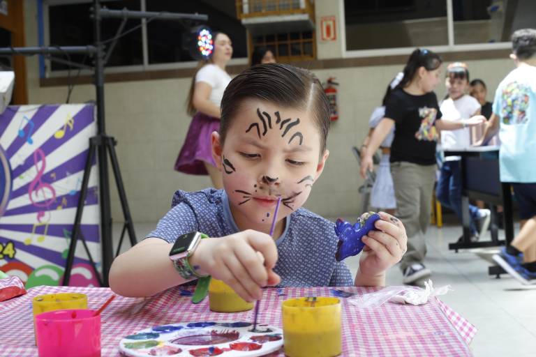 Con juegos mecánicos celebran su tradicional Día del Niño