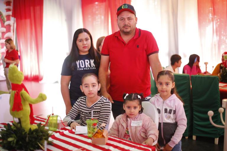 Celebra GANAC su tradicional posada navideña