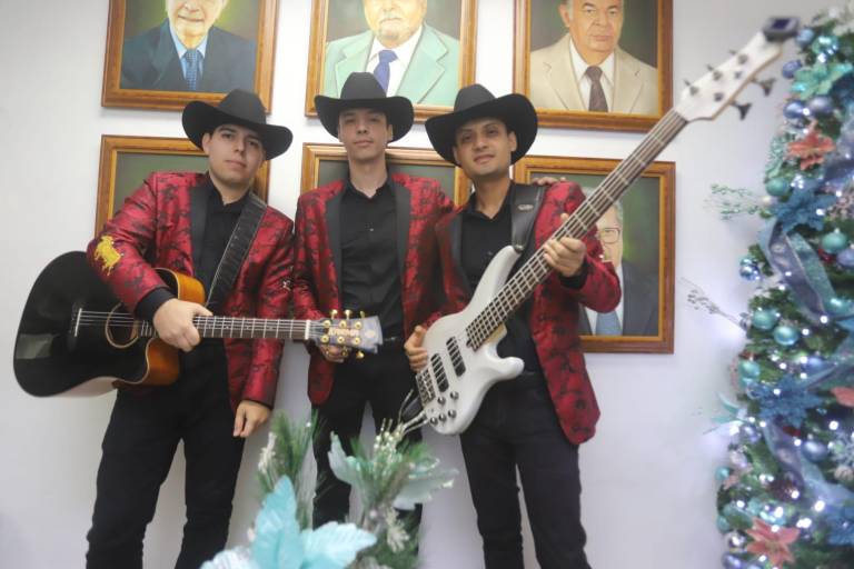 Los 3 de la M lanzan ‘Ni contigo ni sin ti’, un sierreño que desgarra y conquista