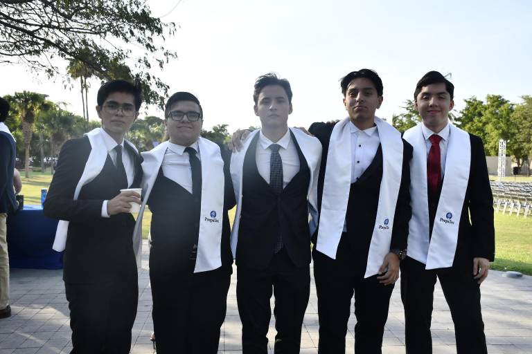 Egresa nueva generación de la Prepa Tec de Monterrey