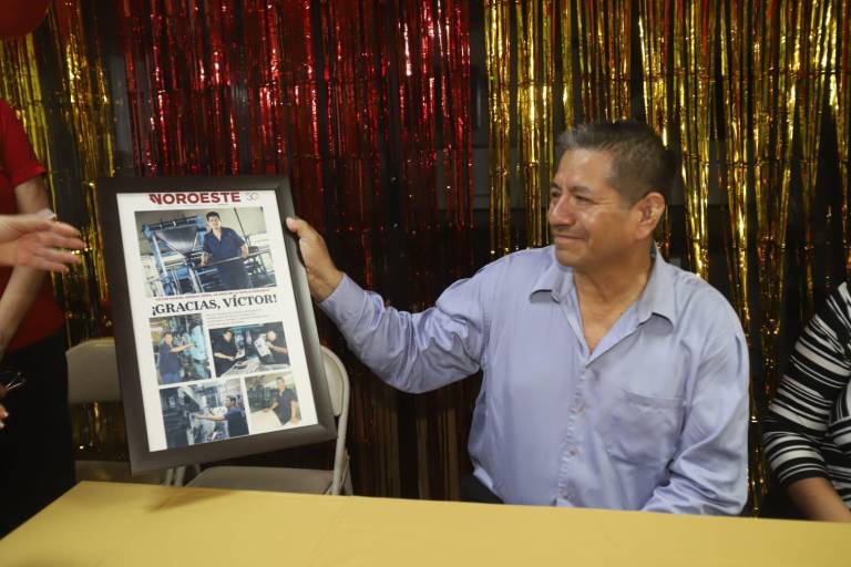 Noroeste celebra la jubilación de su colaborador Víctor Heredia