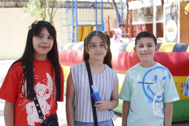 Con juegos mecánicos celebran su tradicional Día del Niño