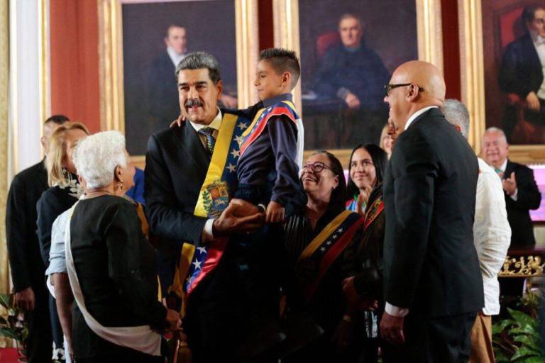 EU sanciona a sobrinos de Maduro y a seis empresas petroleras venezolanas