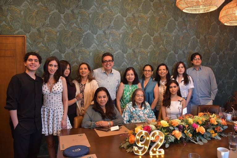 Celebran con alegría los 92 años de Matilde Rodríguez de Sarabia