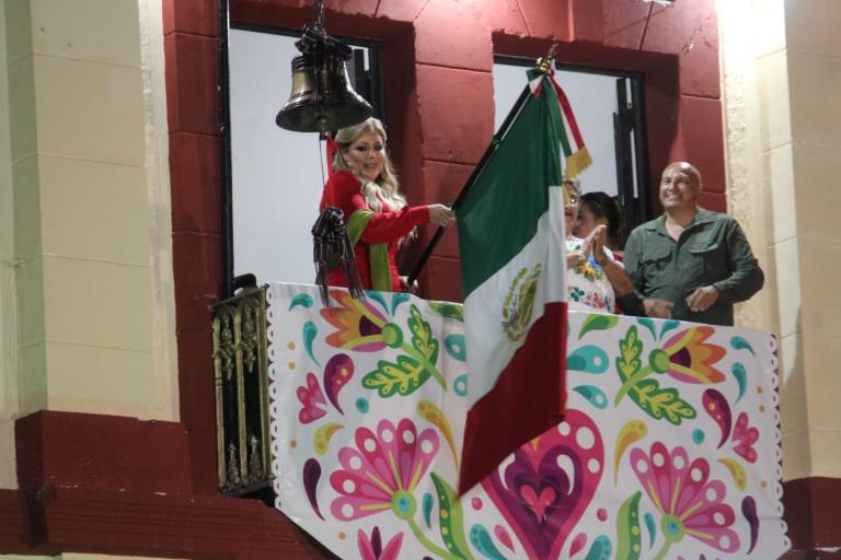 ‘¡Viva Rosario!, ¡Viva Sinaloa!’; proclama Claudia Valdez en Rosario