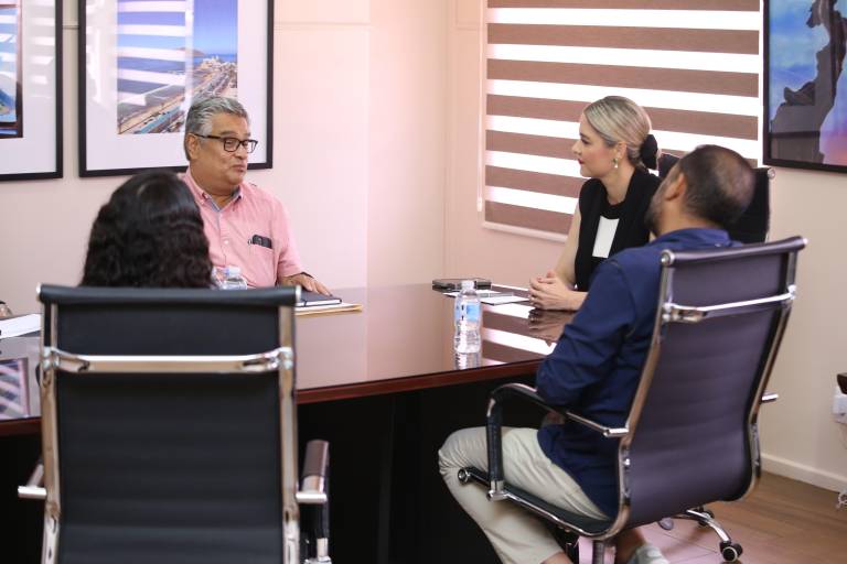 Alcaldesa de Mazatlán se reúne con delegado de Semarnat en Sinaloa