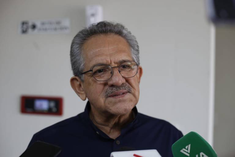 ‘Hay que tumbar estereotipos, hay que evitar el bullying’, señala Diputado por uniforme neutro en Sinaloa