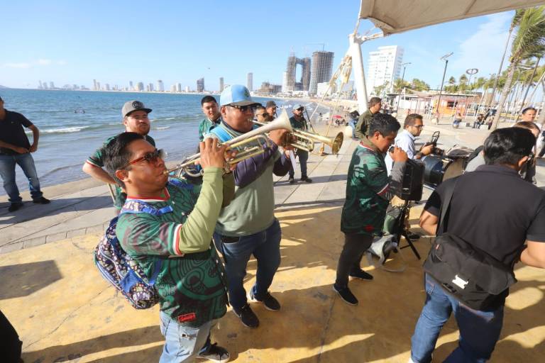 Reciben más de 280 músicos nuevos apoyos económicos en Mazatlán