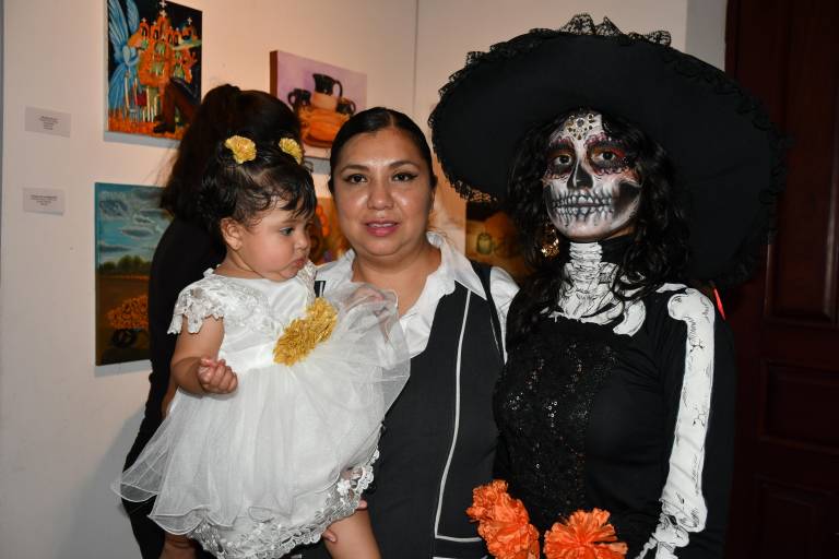 Brindan homenaje a los fieles difuntos en la exposición ‘Una Fiesta Viva de México’