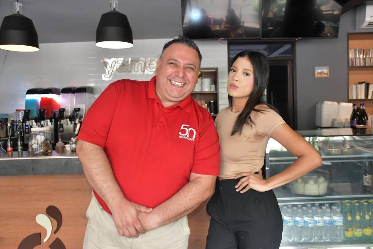 Realiza Noroeste el tradicional brindis de Año Nuevo