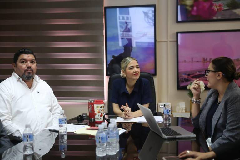 Acuerdan Gobierno municipal y Ejecutivos de Ventas y Mercadotecnia de Mazatlán impulsar el desarrollo económico y social