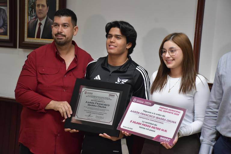 Reconocen la trayectoria y dedicación de deportistas y entrenadores sinaloenses