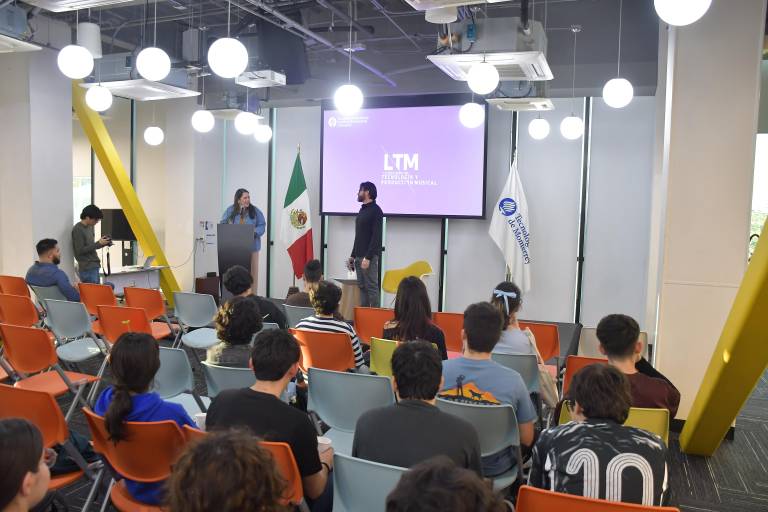 Comparte Ricardo Orrantia su experiencia en la producción musical