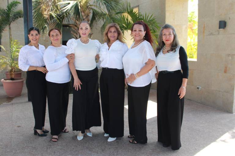 Celebra Anspac Culiacán una generación más de mujeres con deseos de superación
