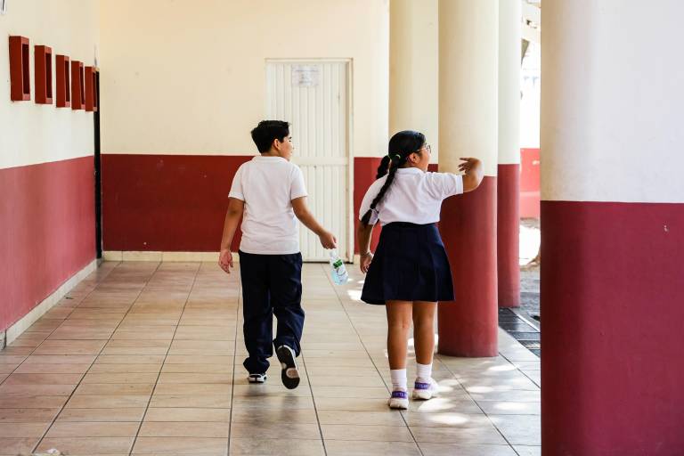 Los niños de la guerra: Ir con miedo a la escuela en Culiacán