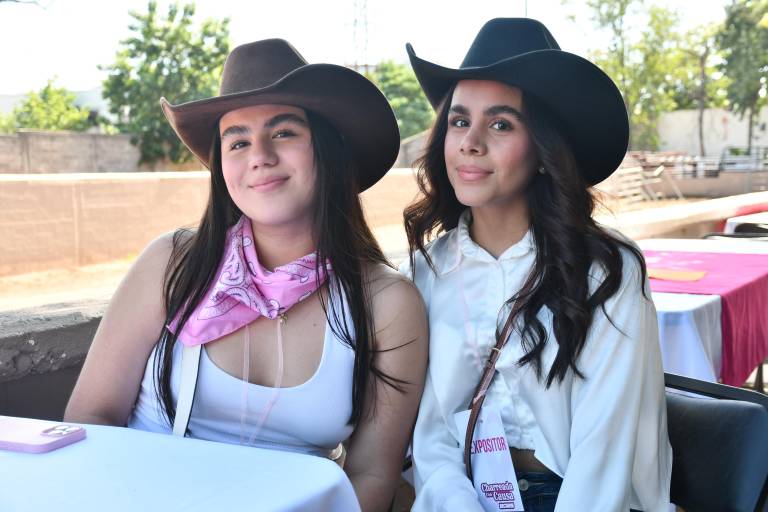 Disfrutan Charreada con causa en apoyo a mujeres con Cáncer de mama