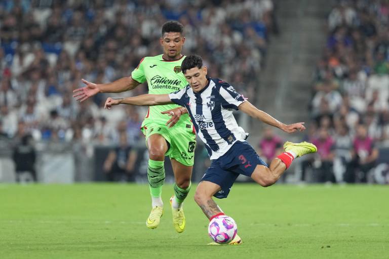 Rayados impone su poder en casa ante FC Juárez